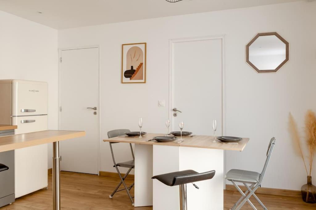 טור Maison Tourangelle Chic & Cosy Avec Cour מראה חיצוני תמונה